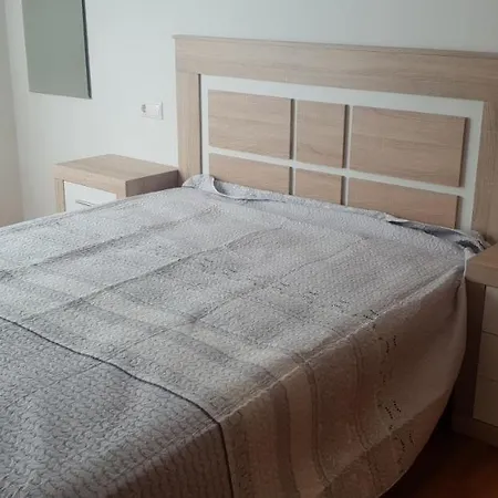 Piso Con Piscina En Lejlighed *