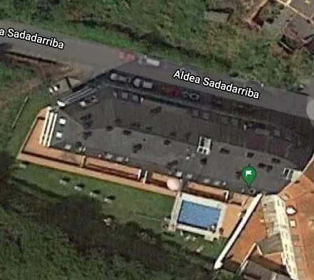 Piso Con Piscina En