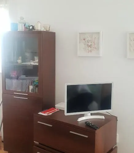 Piso Con Piscina En アパート サダ