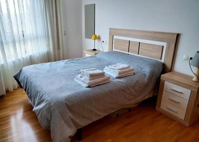 Piso Con Piscina En アパート