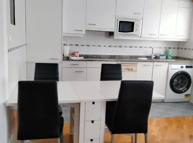 Piso Con Piscina En *